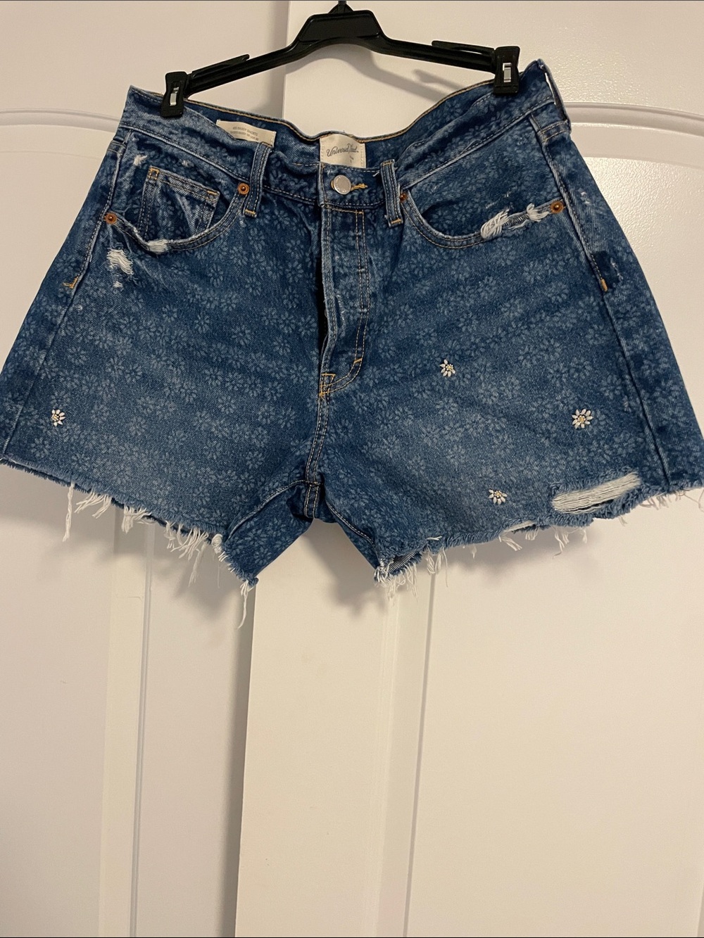 Universal Thread  Blue Daisy-Print Distressed Denim Shorts